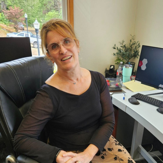 Dr. Claire King
